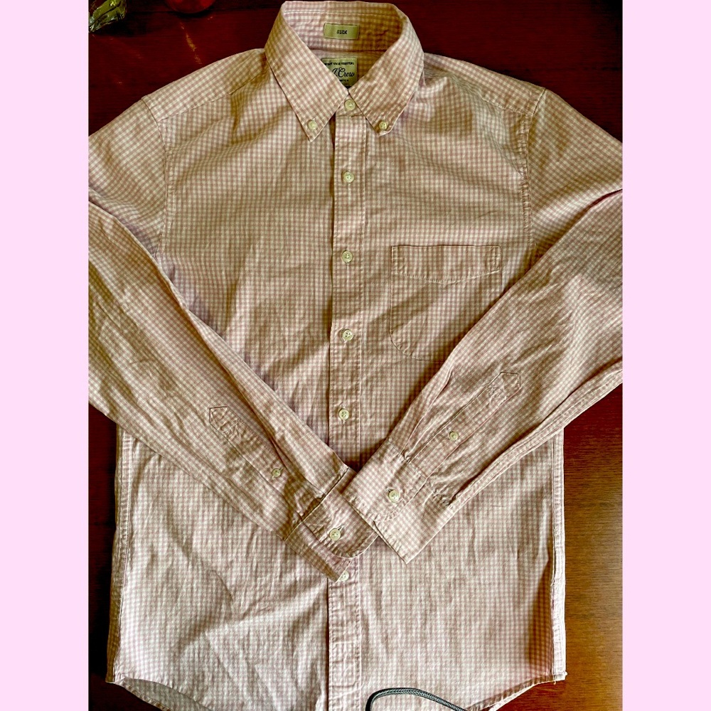 Small  slim cut mens J Crew  pink checkered oxford